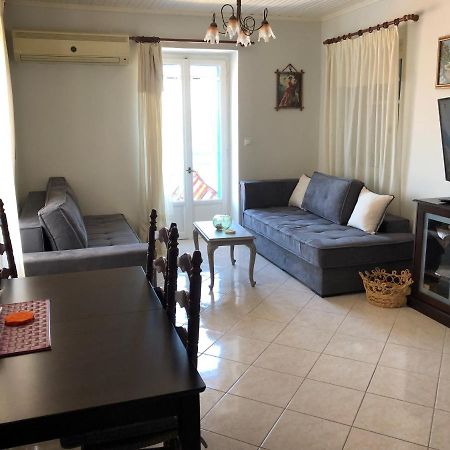 Veranda Blue - Poros Poros Town Luaran gambar