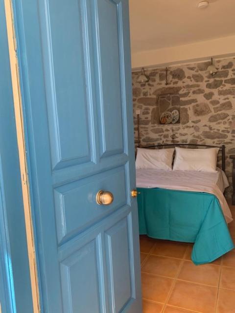Veranda Blue - Poros Poros Town Luaran gambar