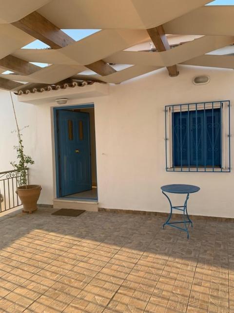 Veranda Blue - Poros Poros Town Luaran gambar