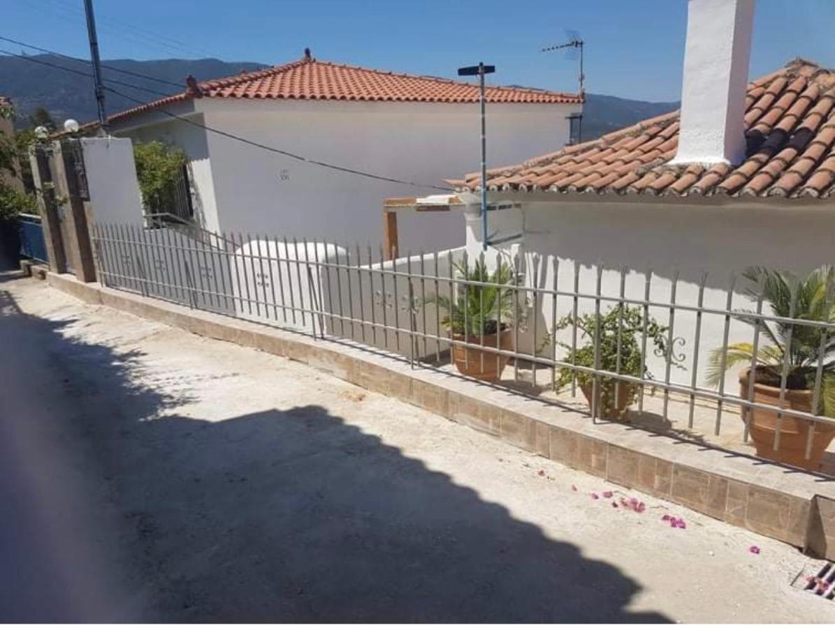 Veranda Blue - Poros Poros Town Luaran gambar