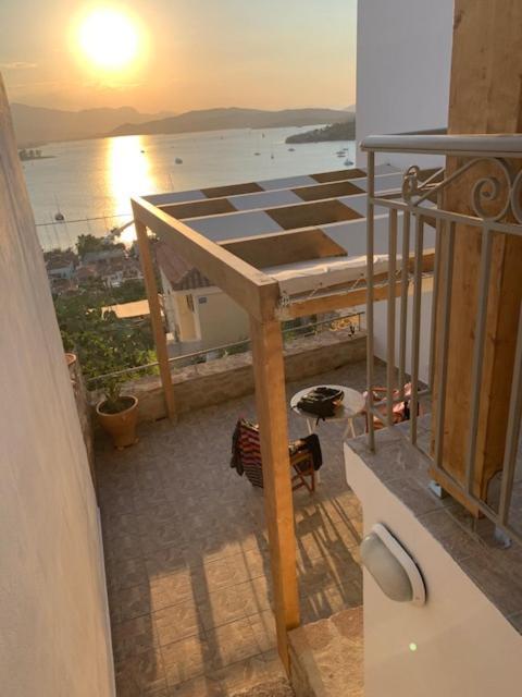 Veranda Blue - Poros Poros Town Luaran gambar