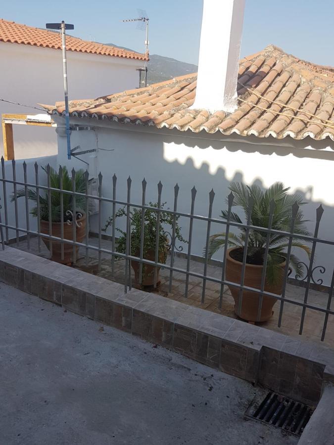 Veranda Blue - Poros Poros Town Luaran gambar