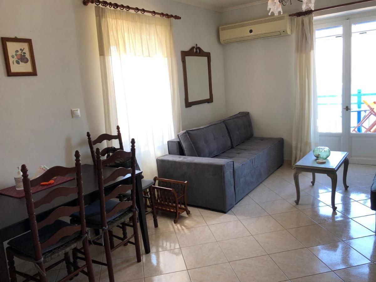 Veranda Blue - Poros Poros Town Luaran gambar
